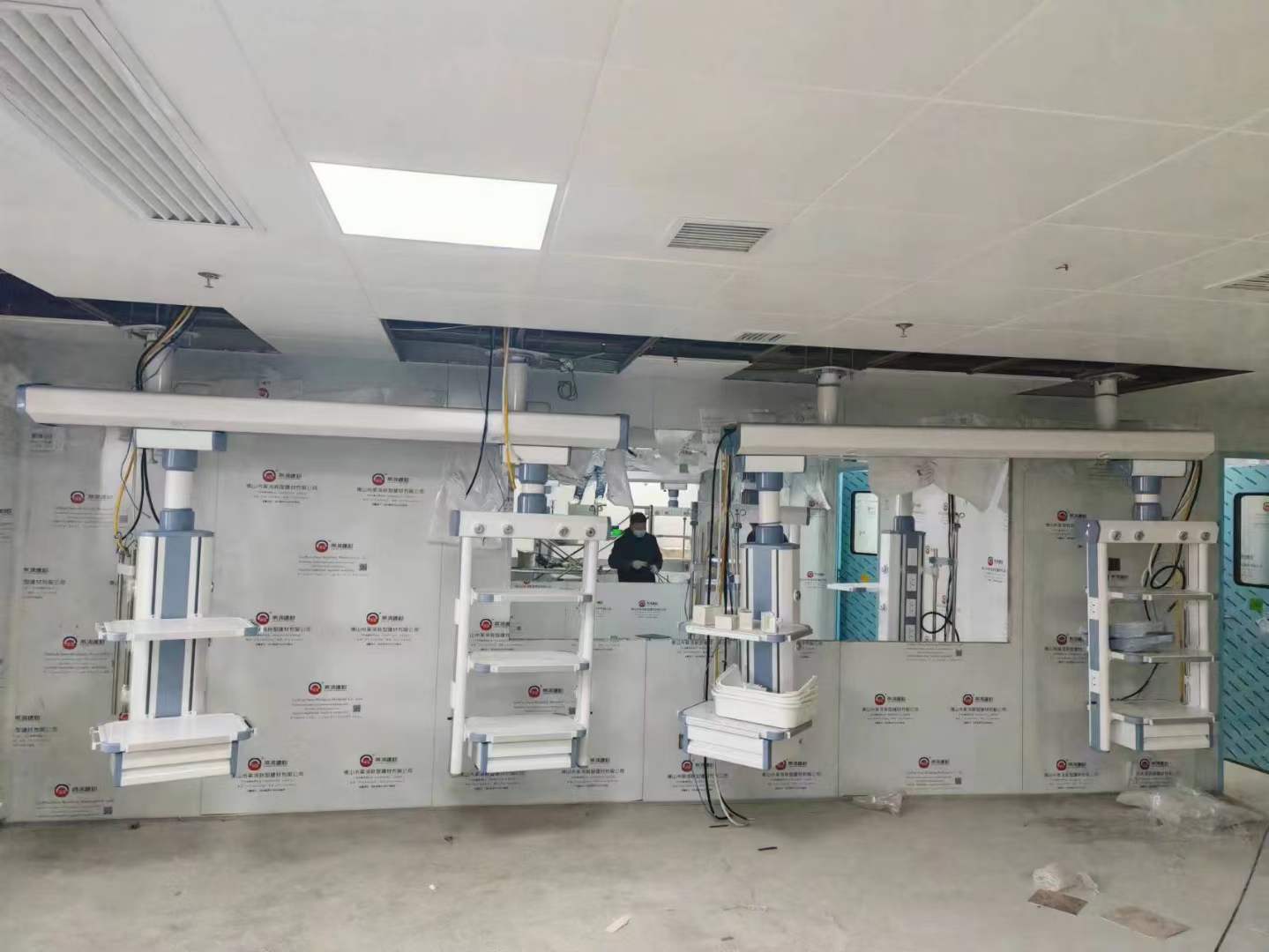 សម្ភារៈមន្ទីរពេទ្យ SX-215 ICU Double Arm Medical Ceiling Pendant Bridge